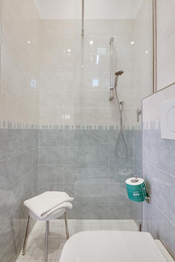 רימיני Hotel Barbiani מראה חיצוני תמונה